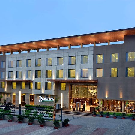 Hotel Radisson Gwalior Esterno foto