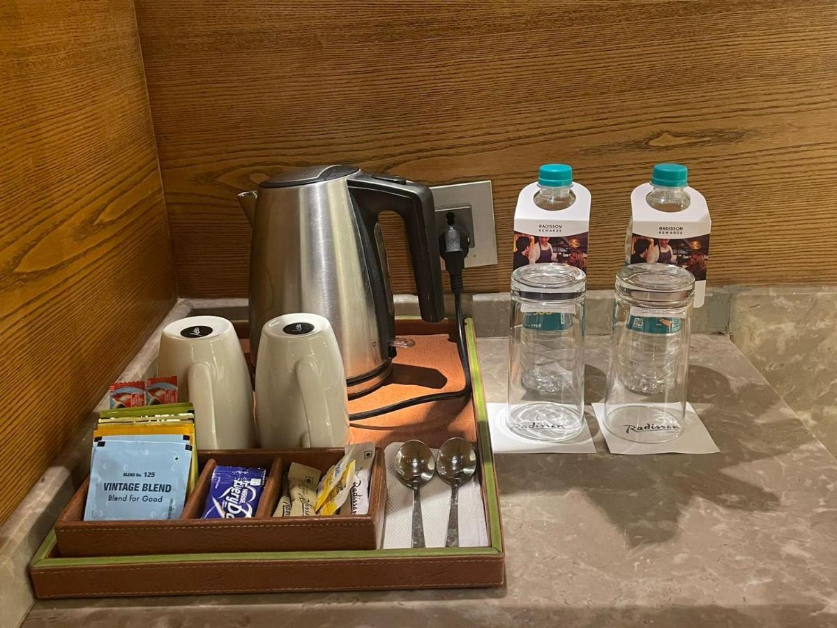 Hotel Radisson Gwalior Esterno foto