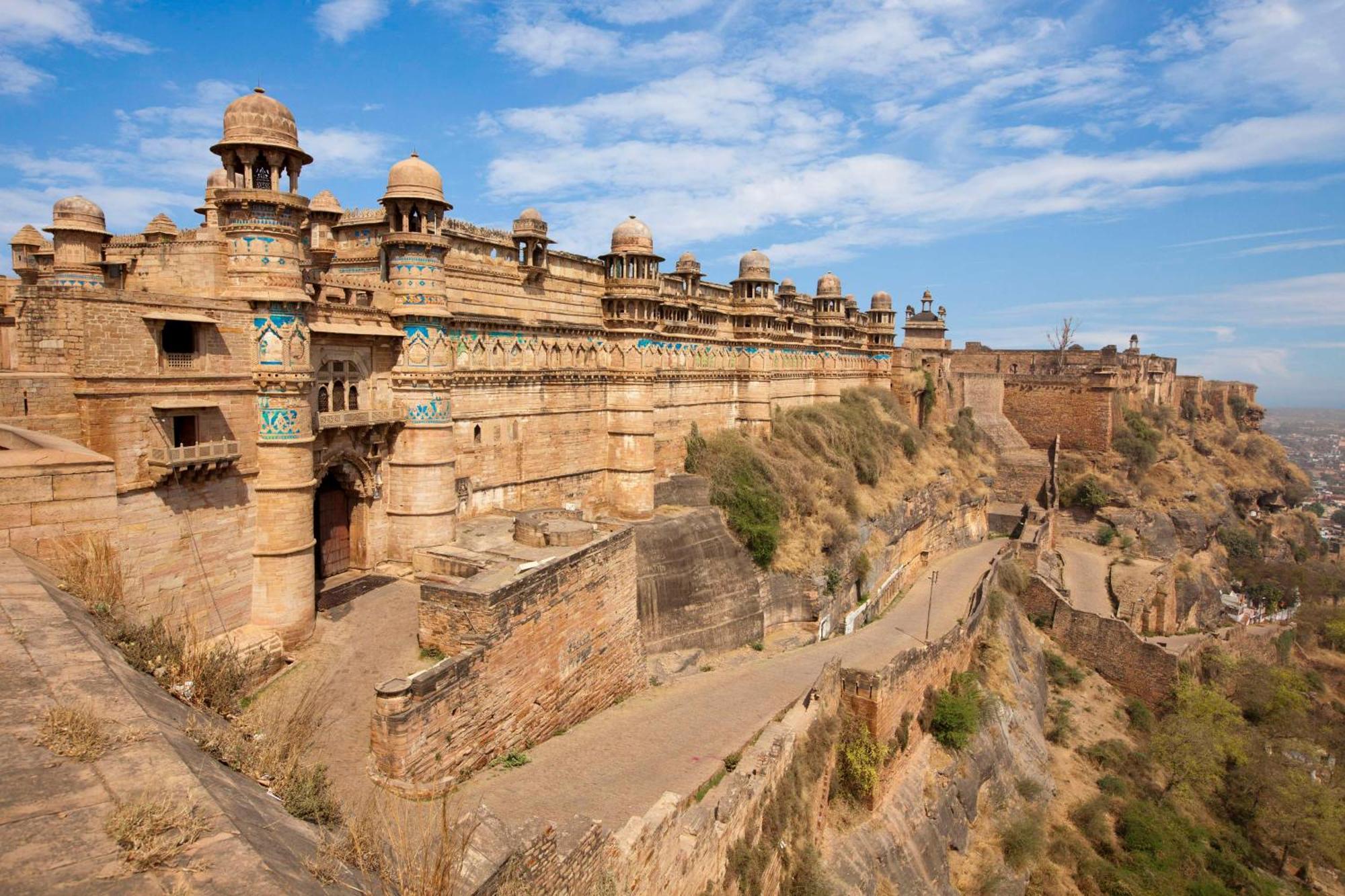 Hotel Radisson Gwalior Esterno foto